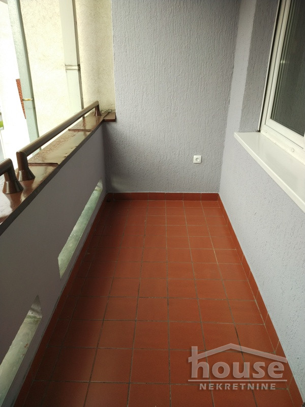 Stanovi,NOVI SAD,GRBAVICA 70m2,600€ , ID: 9114856 8