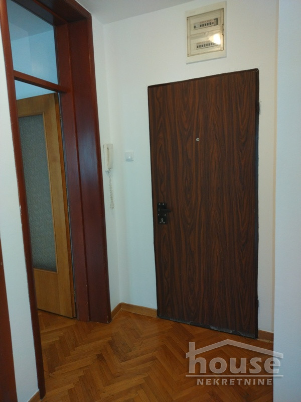 Stanovi,NOVI SAD,GRBAVICA 70m2,600€ , ID: 9114856 24