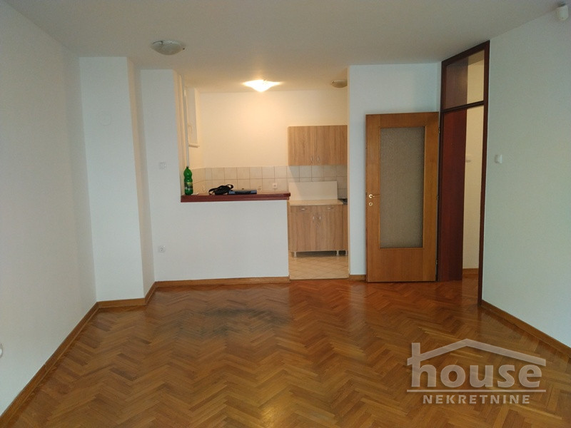 Stanovi,NOVI SAD,GRBAVICA 70m2,600€ , ID: 9114856 2