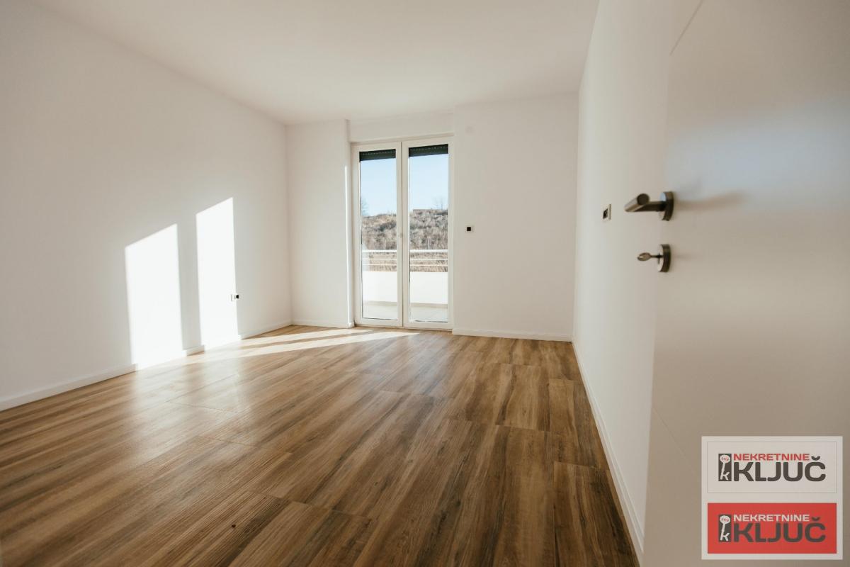 PETROVARADIN-KARAGAČA, 116m2, Četvorosoban, Novogradnja 12