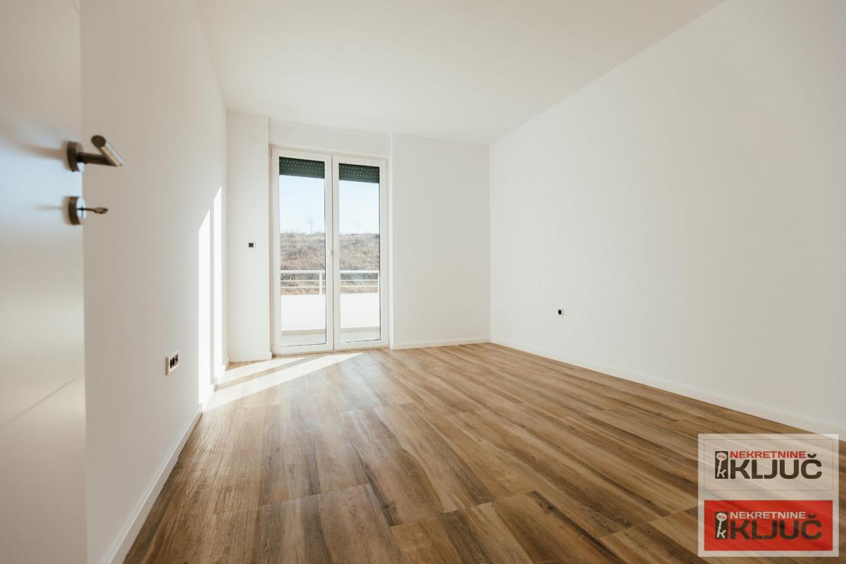 PETROVARADIN-KARAGAČA, 116m2, Četvorosoban, Novogradnja 11