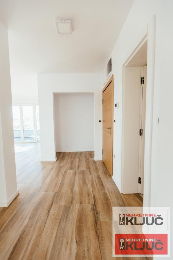 PETROVARADIN-KARAGAČA, 116m2, Četvorosoban, Novogradnja 6