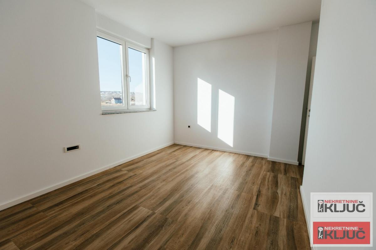 PETROVARADIN-KARAGAČA, 116m2, Četvorosoban, Novogradnja 7