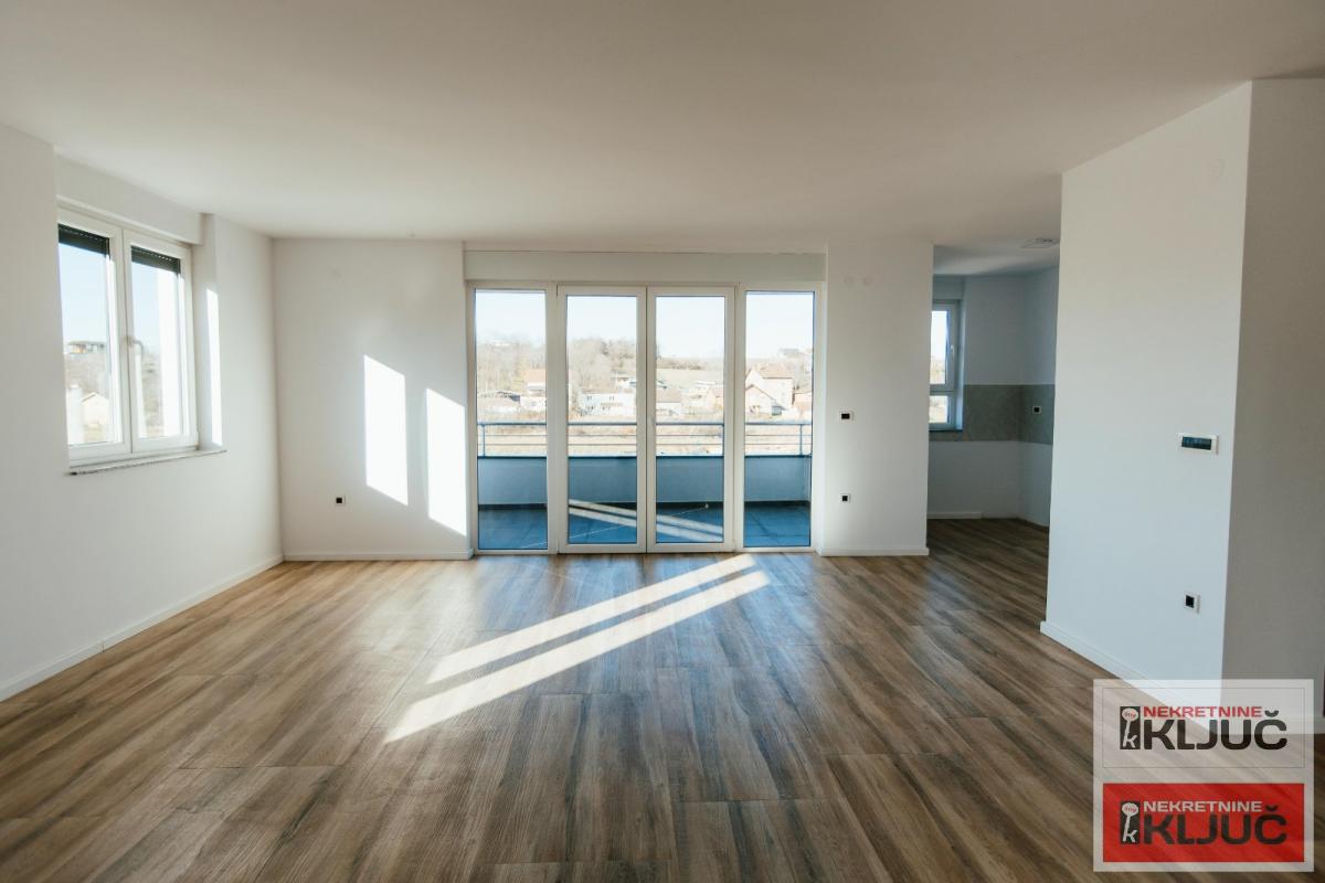 PETROVARADIN-KARAGAČA, 116m2, Četvorosoban, Novogradnja 1