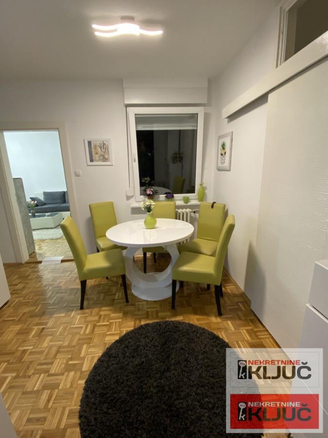 RUMENAČKI PUT, 64m2, Dvoiposoban, Fasadna cigla, Renoviran 1