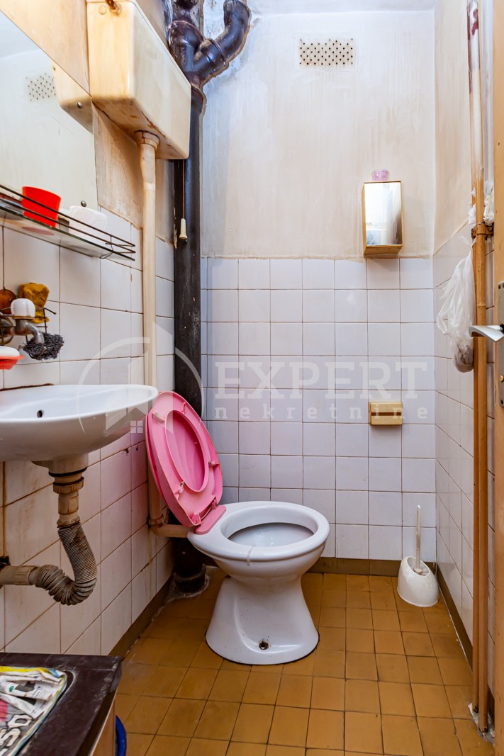 Trosoban stan, 70 m2, Bulevar Nemanjića, Bulevar Nemanjića ID: p-012318 9