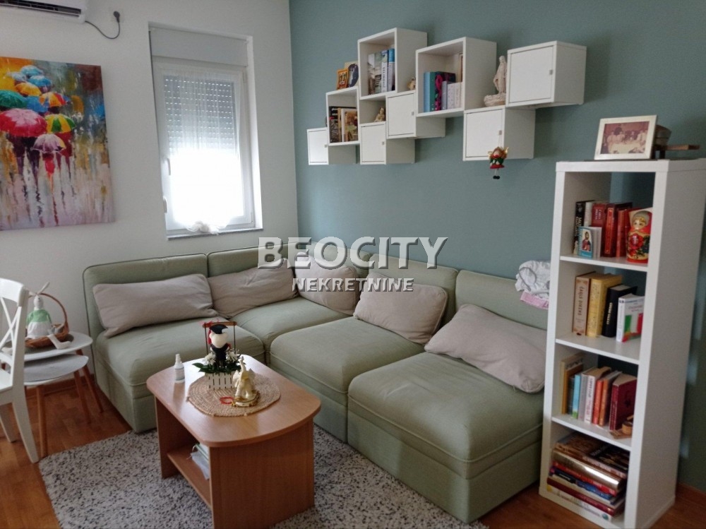 Trosoban stan, 48 m2, Cvetkova pijaca, Hajduk Stankova ID: 112670 2