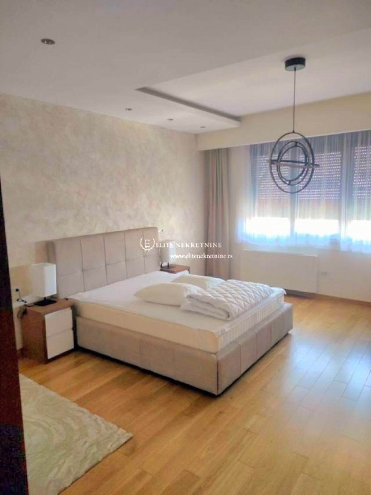 Cetvorosoban lux stan  garaza  cena sa svim troskovima 4