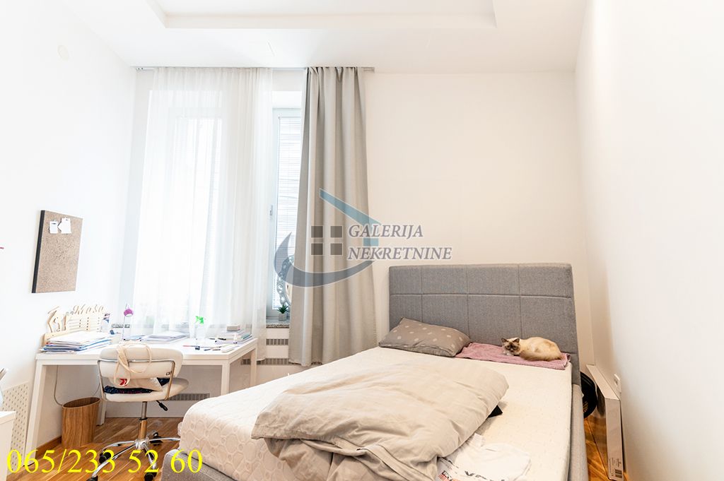 Vračar  Hram Sv  Save   Šumatovačka 61m2 10