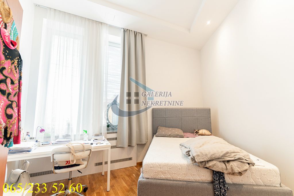 Vračar  Hram Sv  Save   Šumatovačka 61m2 12