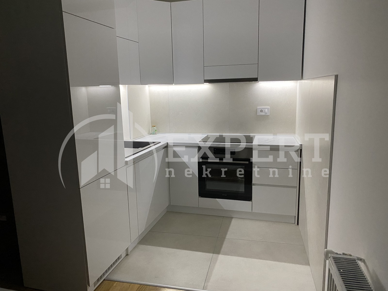 Dvosoban stan, 66 m2, Kičevo, Jovana Ristića ID: i-05384 7
