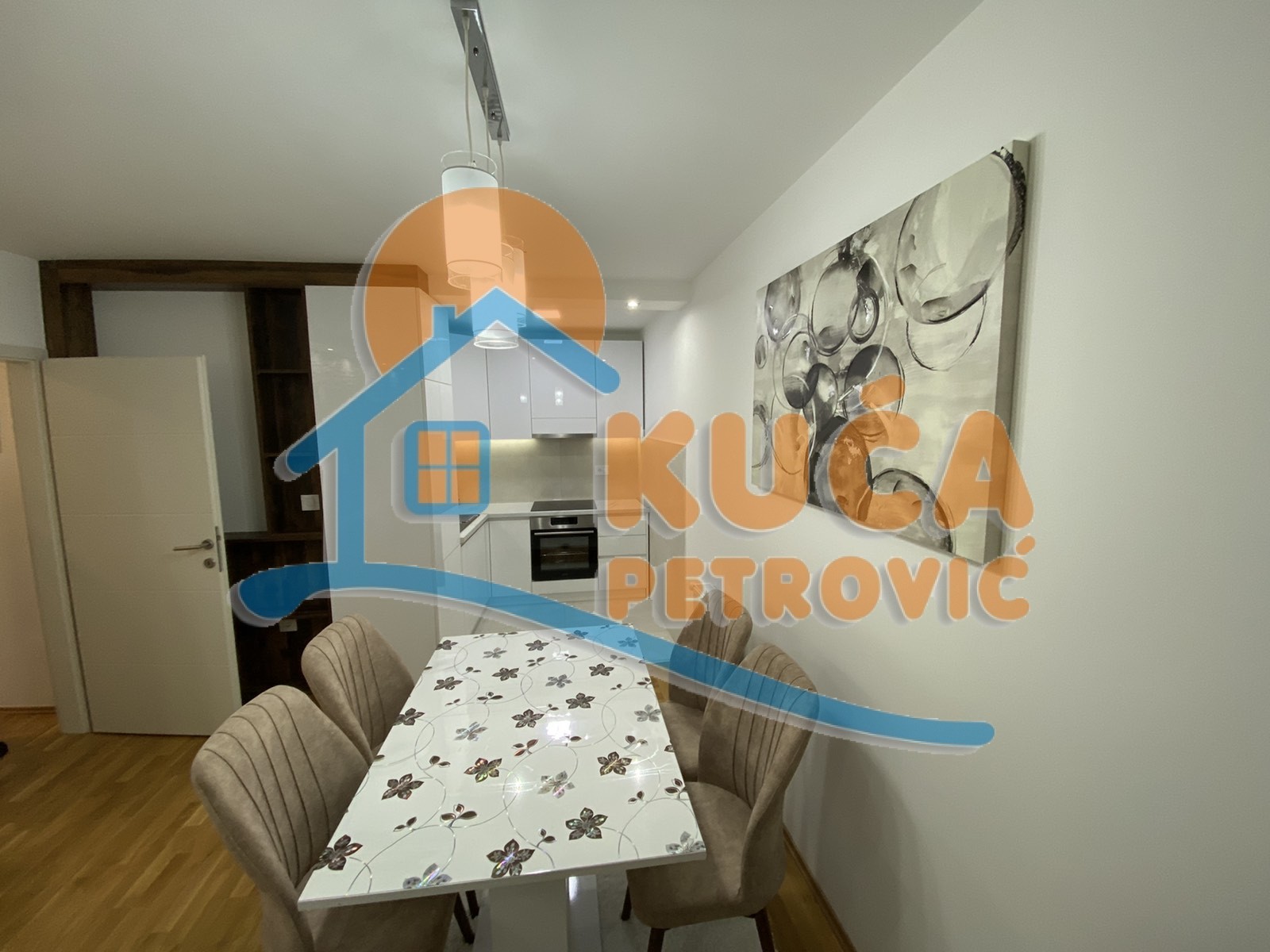 Dvosoban stan, 66 m2, Kičevo, Jovana Ristića ID: i-05384 1