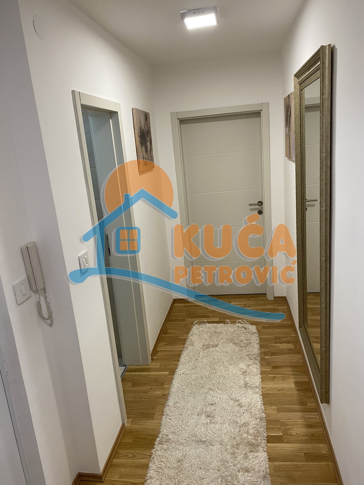Dvosoban stan, 66 m2, Kičevo, Jovana Ristića ID: i-05384 21