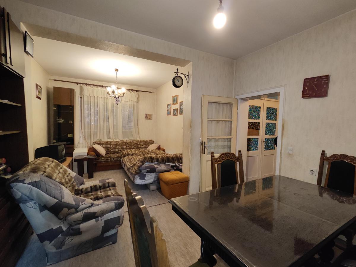 Kuća u širem centru grada 12