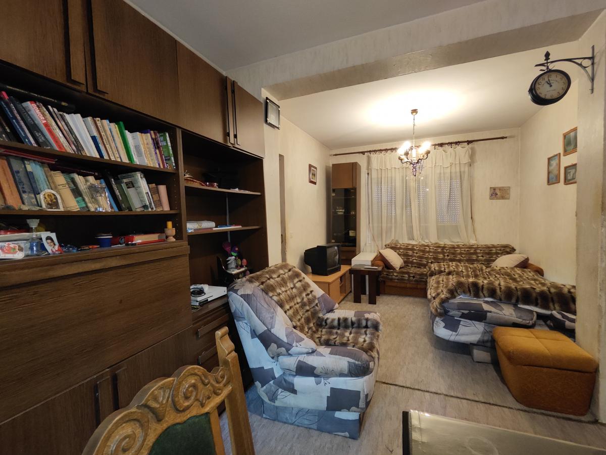 Kuća u širem centru grada 13