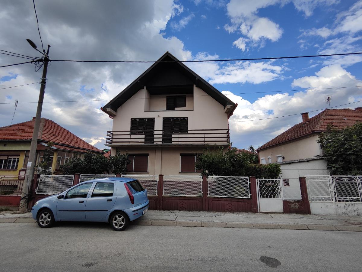 Kuća u širem centru grada 2