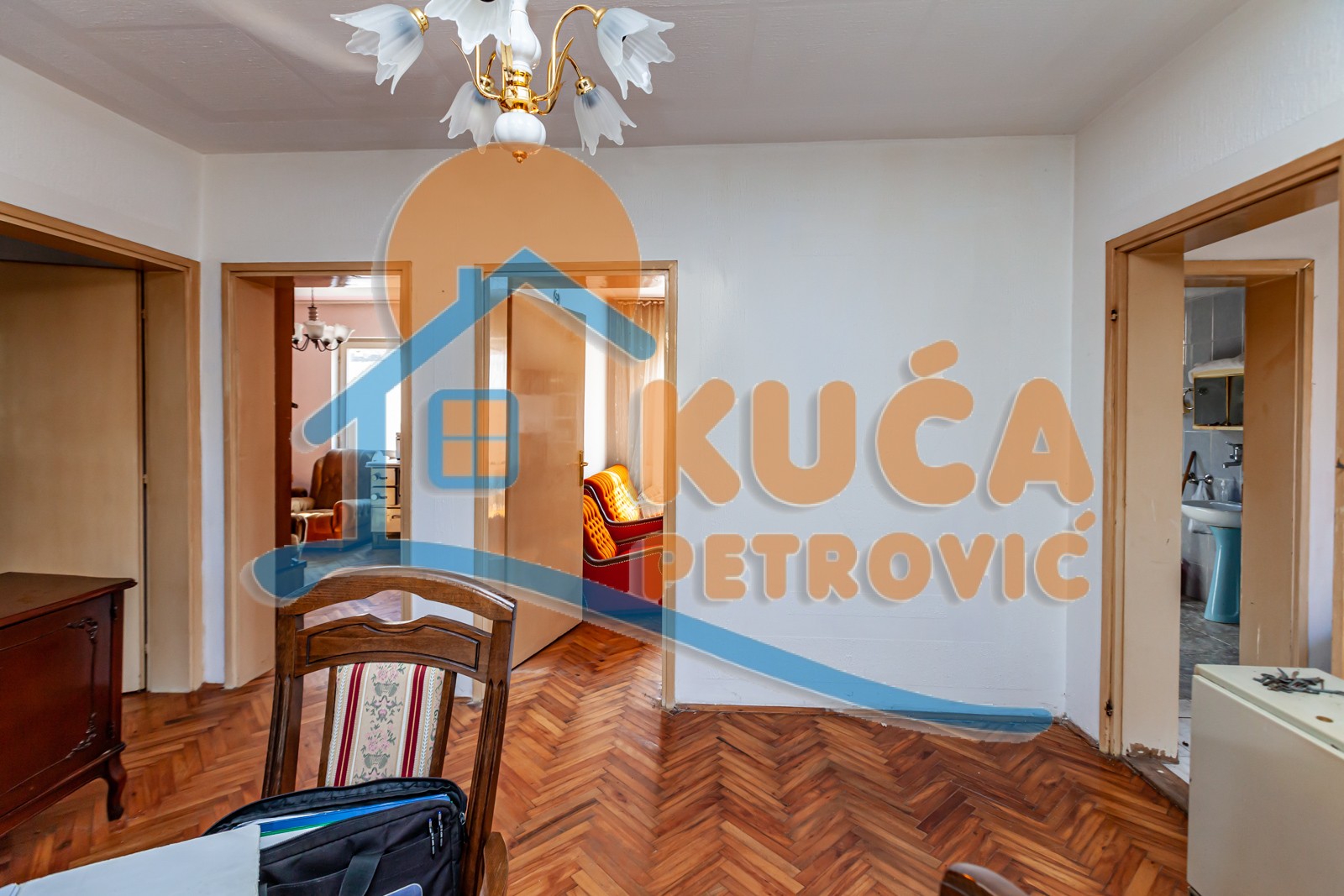 Trosoban stan, 101 m2, Donji Komren, Humska ID: p-012340 2