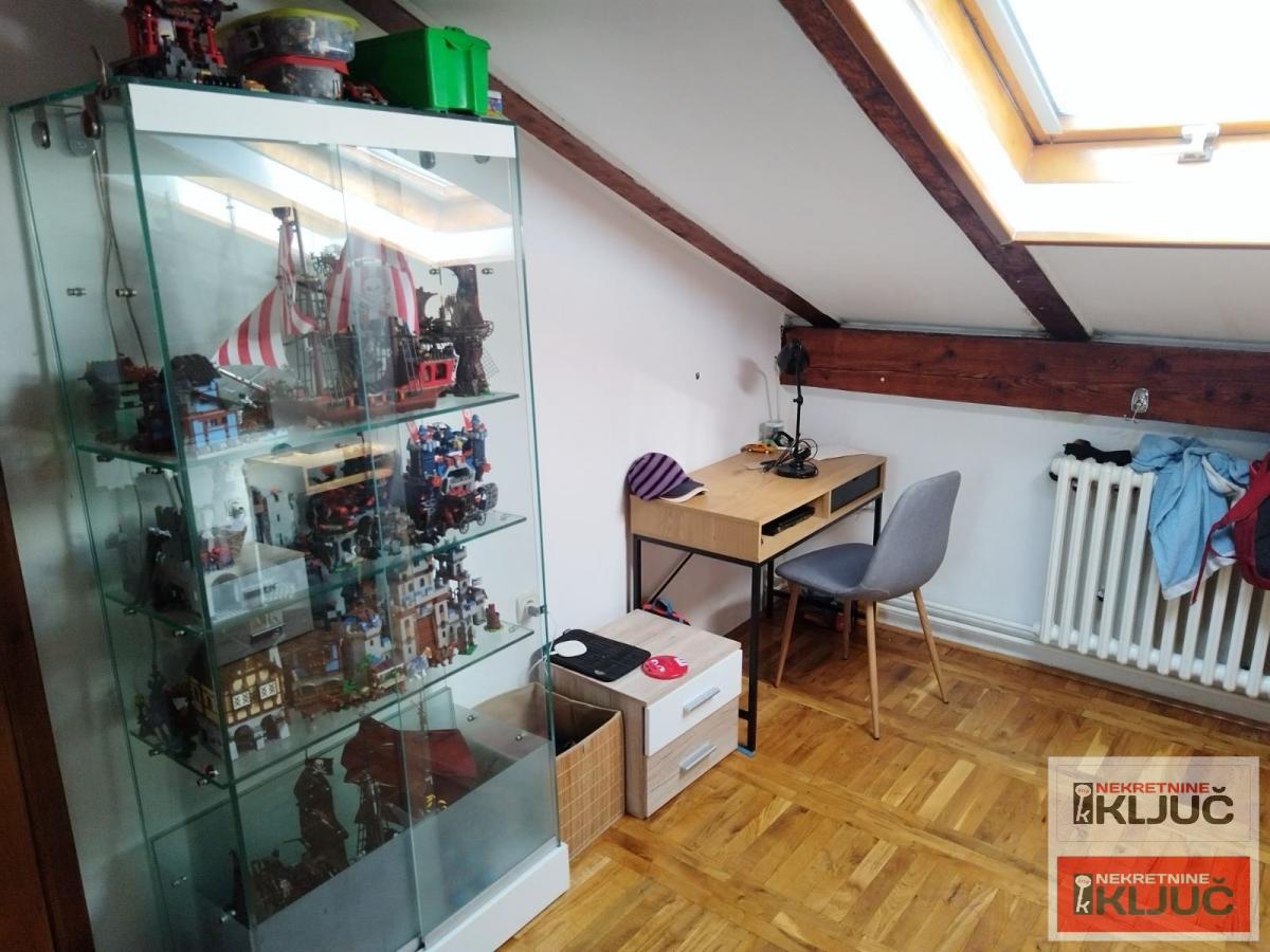 NOVO NASELJE, 76m2, Trosoban kod Crkve 9