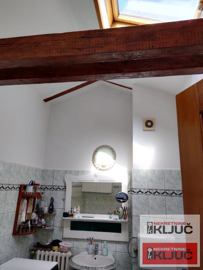 NOVO NASELJE, 76m2, Trosoban kod Crkve 14