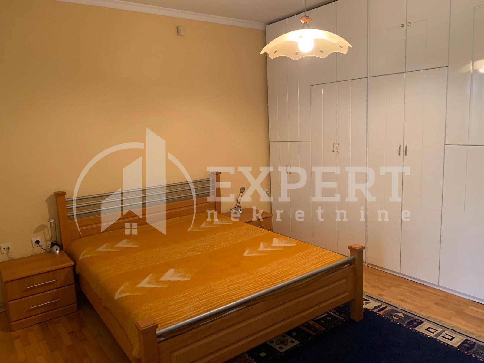 četvorosobna kuća, 290 m2, Pantelej, Jesenjinova ID: i-012325 15