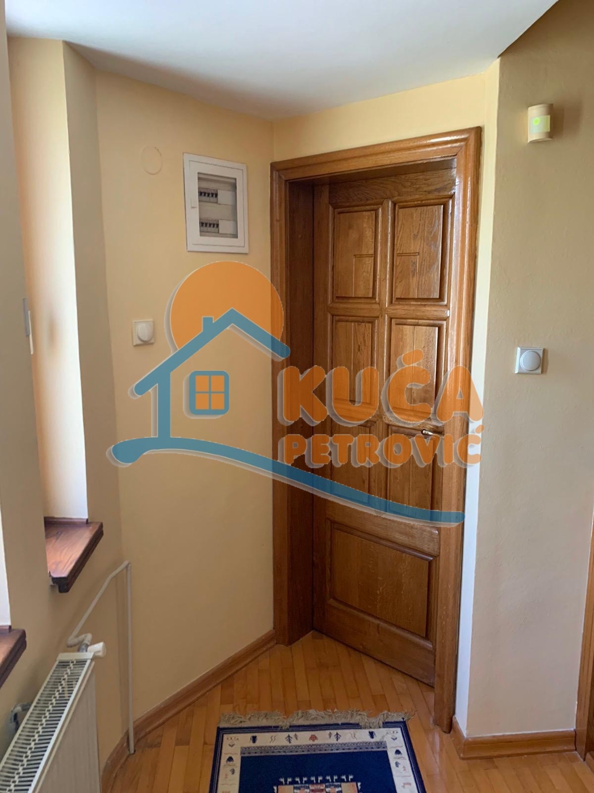 četvorosobna kuća, 290 m2, Pantelej, Jesenjinova ID: i-012325 30