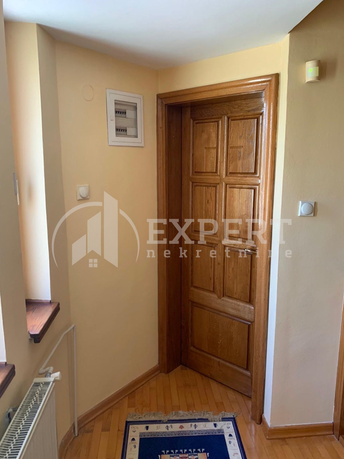 četvorosobna kuća, 290 m2, Pantelej, Jesenjinova ID: i-012325 30