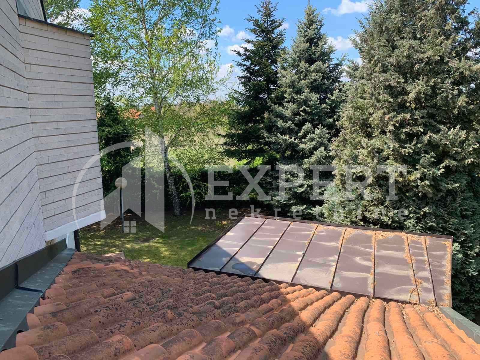 četvorosobna kuća, 290 m2, Pantelej, Jesenjinova ID: i-012325 35