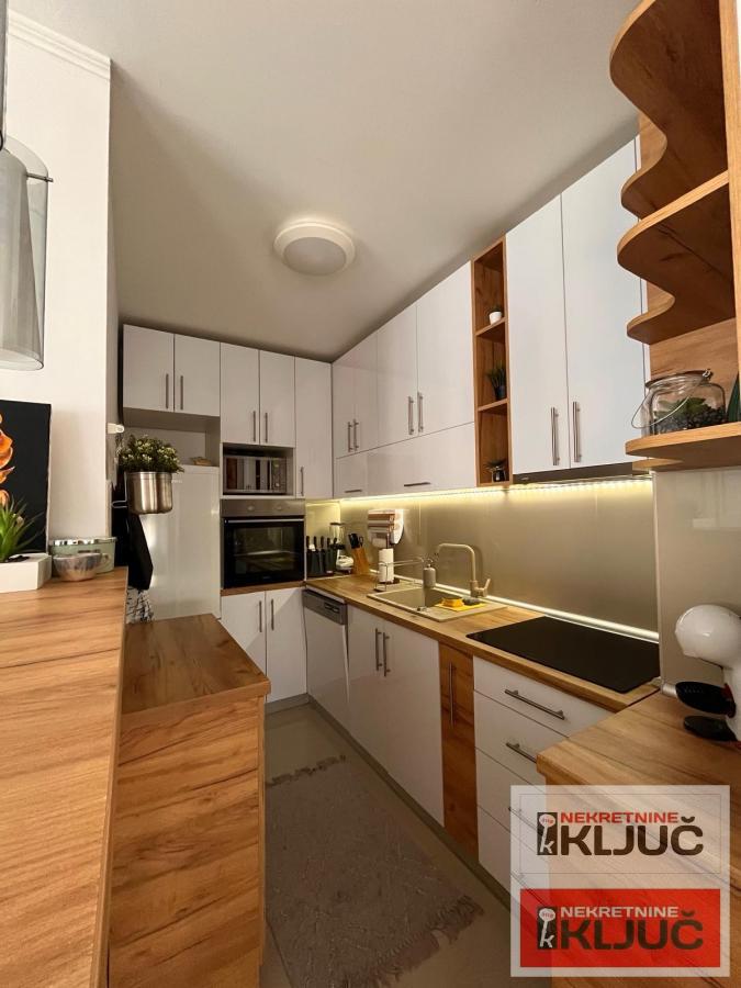 NOVO NASELJE, 100 m2, Petosoban-Duplex, Namešten 18