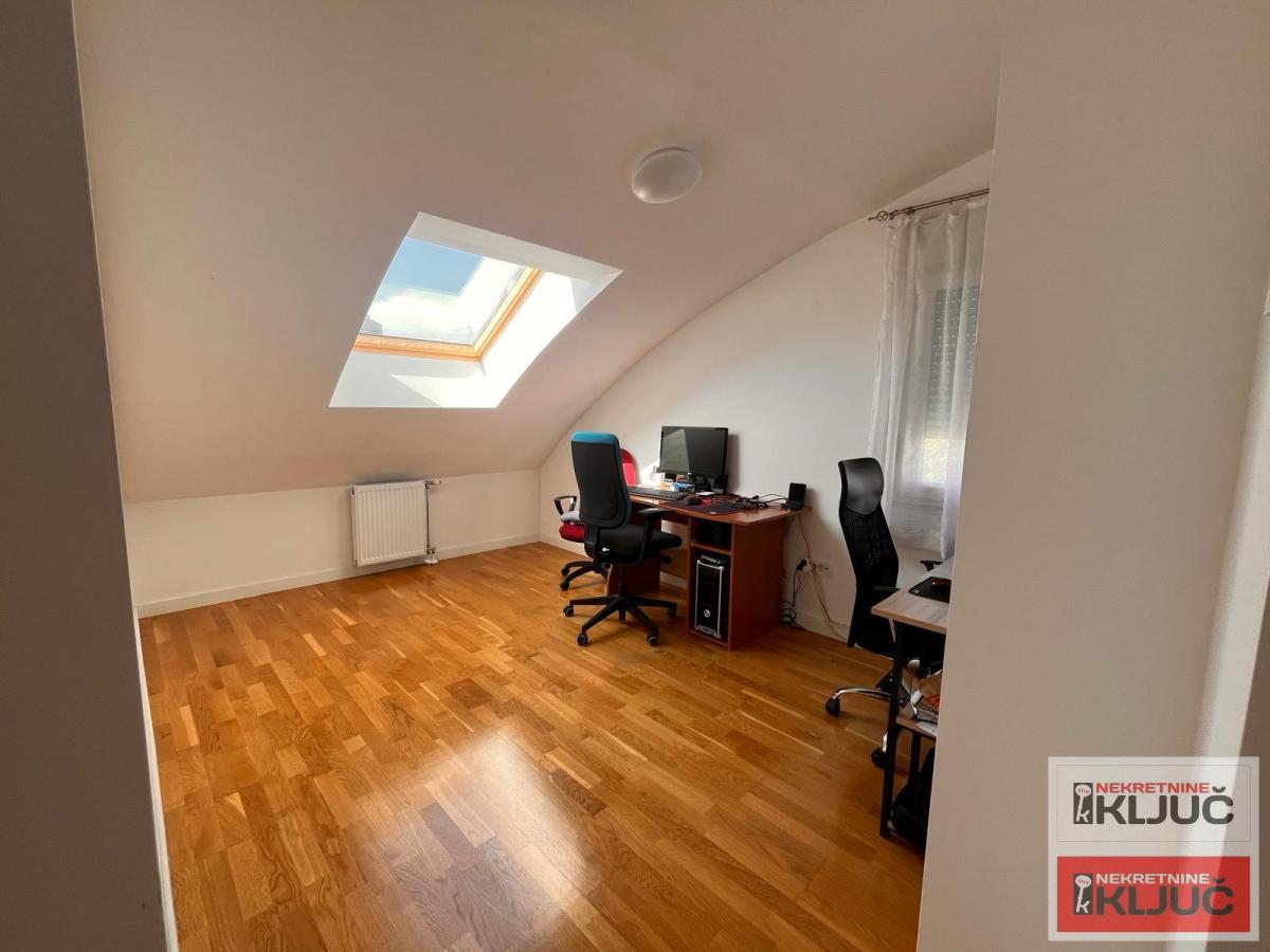 NOVO NASELJE, 100 m2, Petosoban-Duplex, Namešten 15