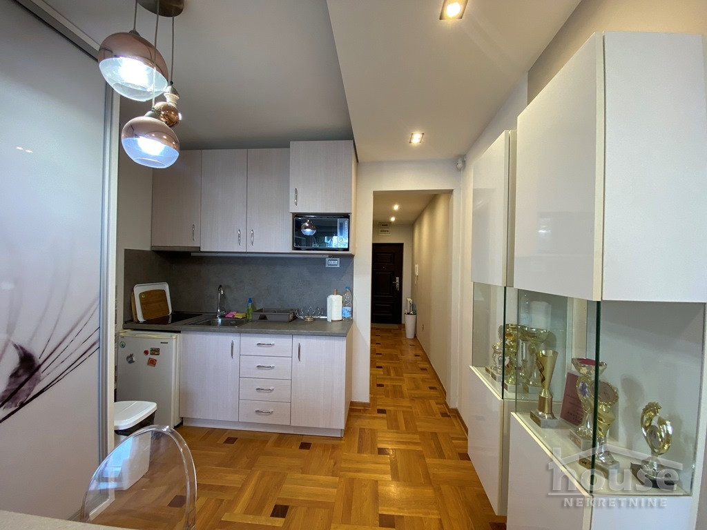 Stan,NOVI SAD,BULEVAR PATRIJARHA PAVLA 28m2,82400€ , ID: 1062368 10