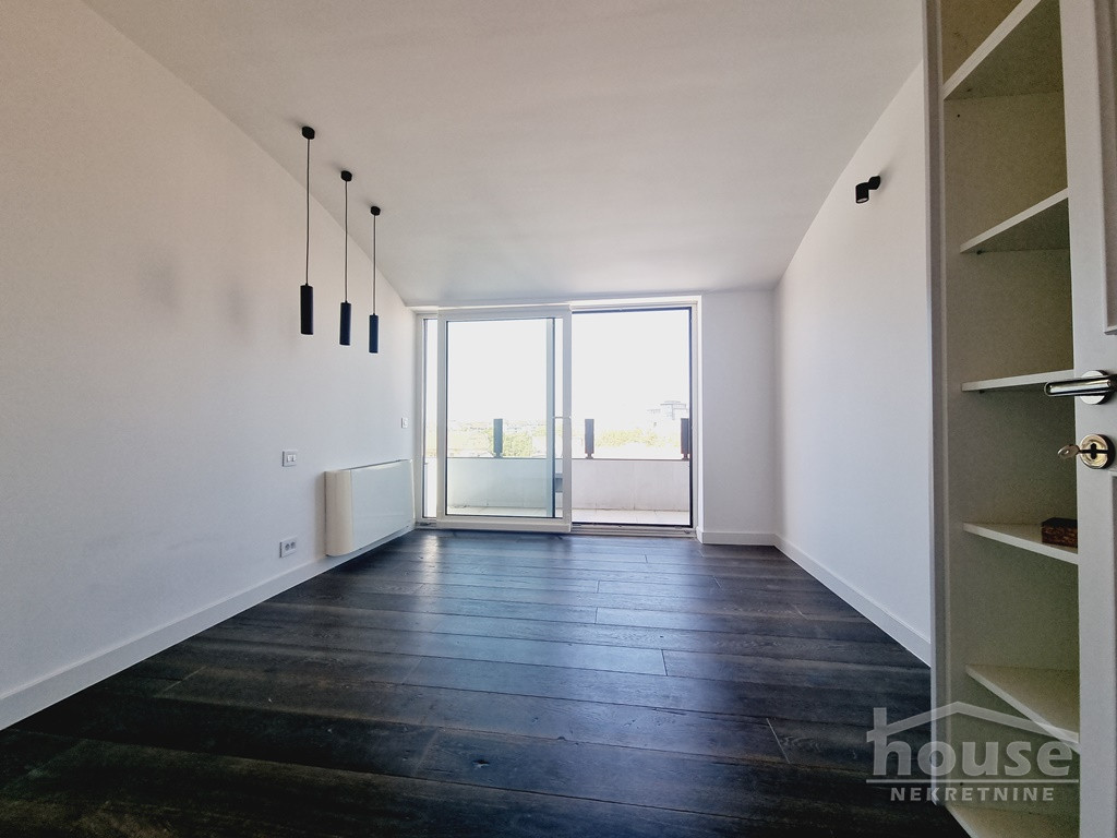 Stan,NOVI SAD,CENTAR 200m2,875500€ , ID: 1062244 12