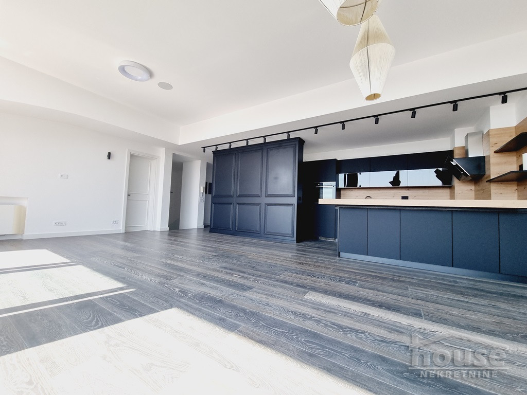 Stan,NOVI SAD,CENTAR 200m2,875500€ , ID: 1062244 9