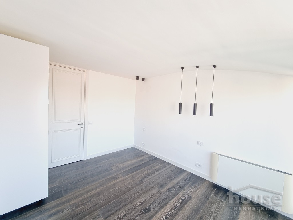 Stan,NOVI SAD,CENTAR 200m2,875500€ , ID: 1062244 14