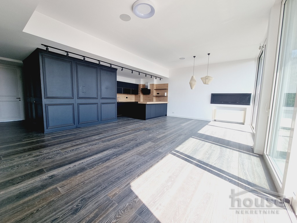 Stan,NOVI SAD,CENTAR 200m2,875500€ , ID: 1062244 6