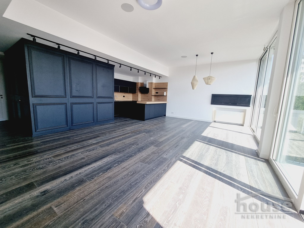 Stan,NOVI SAD,CENTAR 200m2,875500€ , ID: 1062244 3