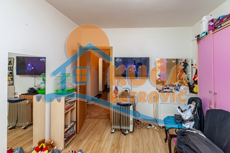 četvorosoban stan, 54 m2, Pantelej, Bulevar Svetog Pantelejmona ID: p-012345 6