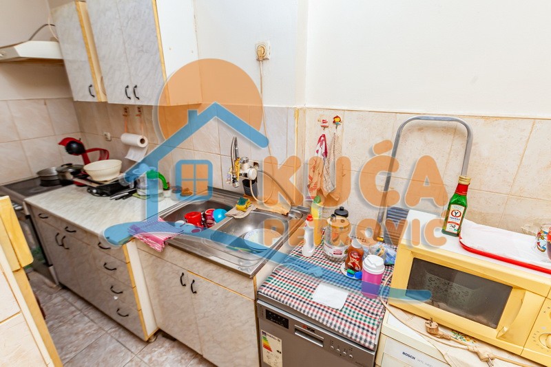 četvorosoban stan, 54 m2, Pantelej, Bulevar Svetog Pantelejmona ID: p-012345 9