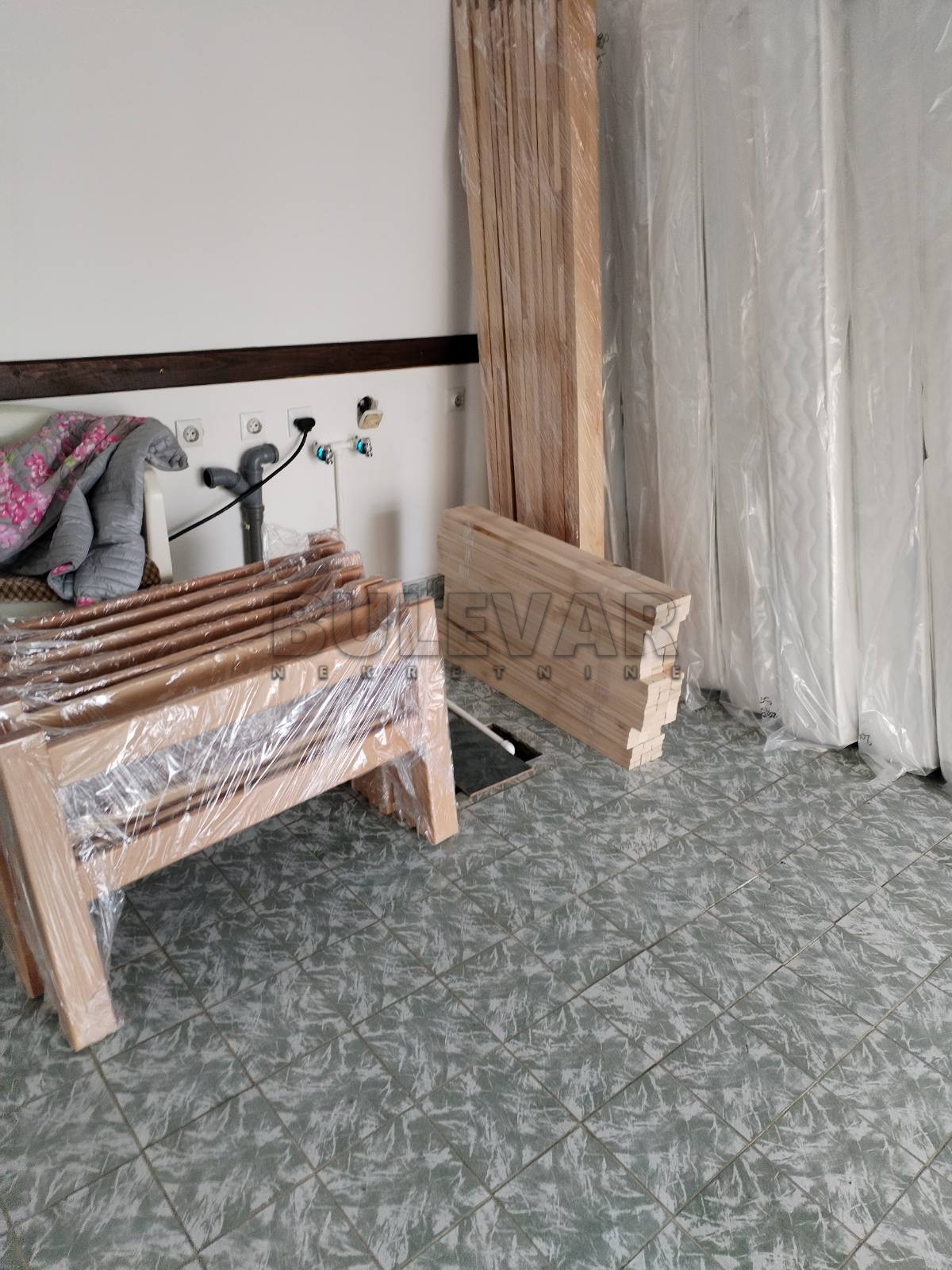 četvorosobna kuća, 389 m2, Ibarskih rudara ID: p-012372 2