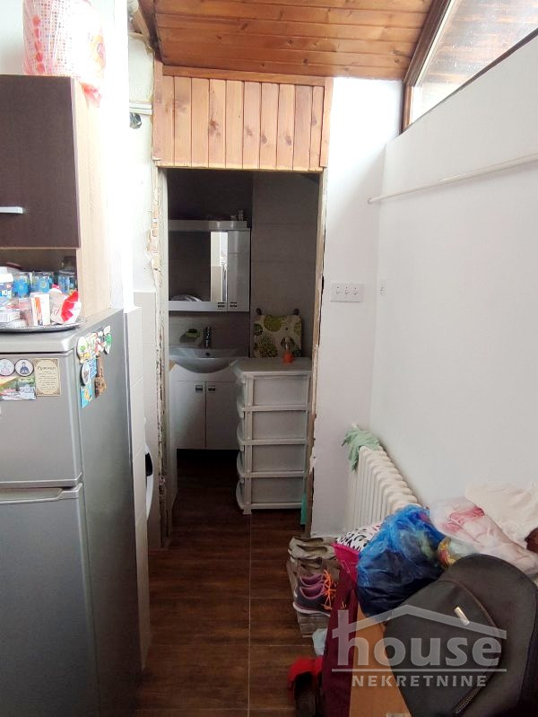Stan,NOVI SAD,BULEVAR 31m2,79800€ , ID: 1061973 6