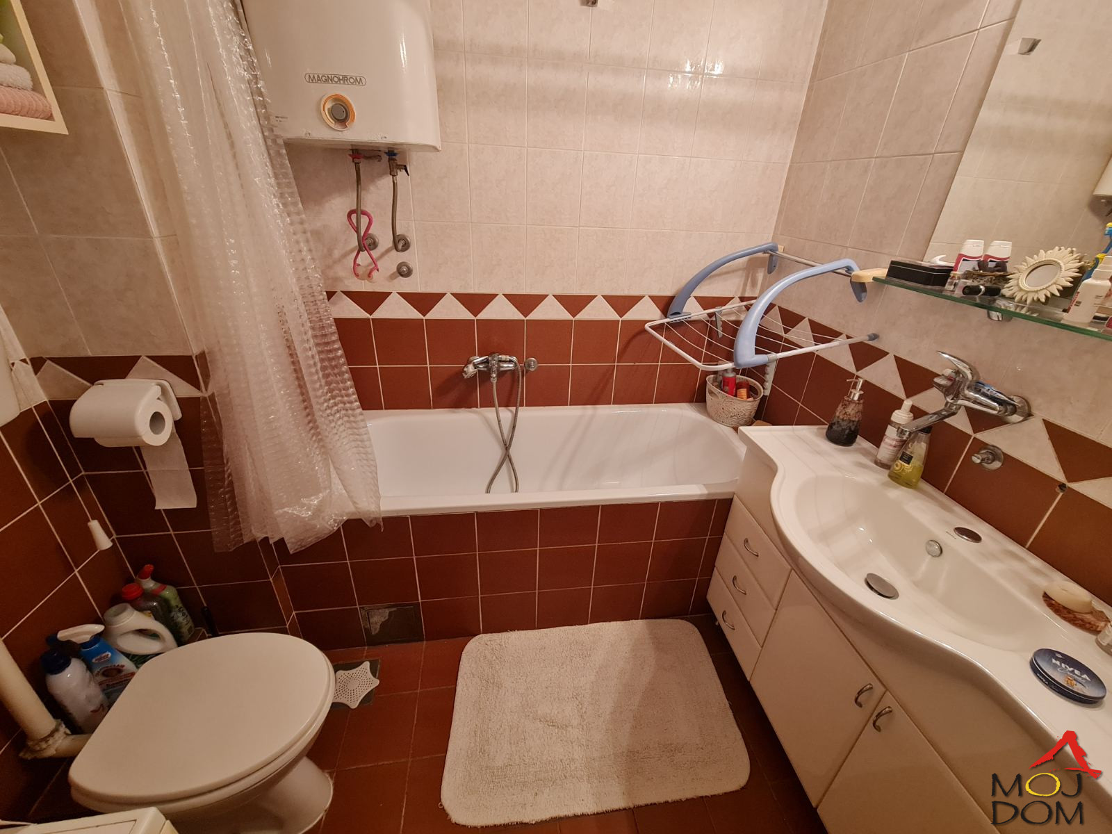 Stan,NOVI SAD,BULEVAR,kv: 59, € 155000, ID: 1029028 14
