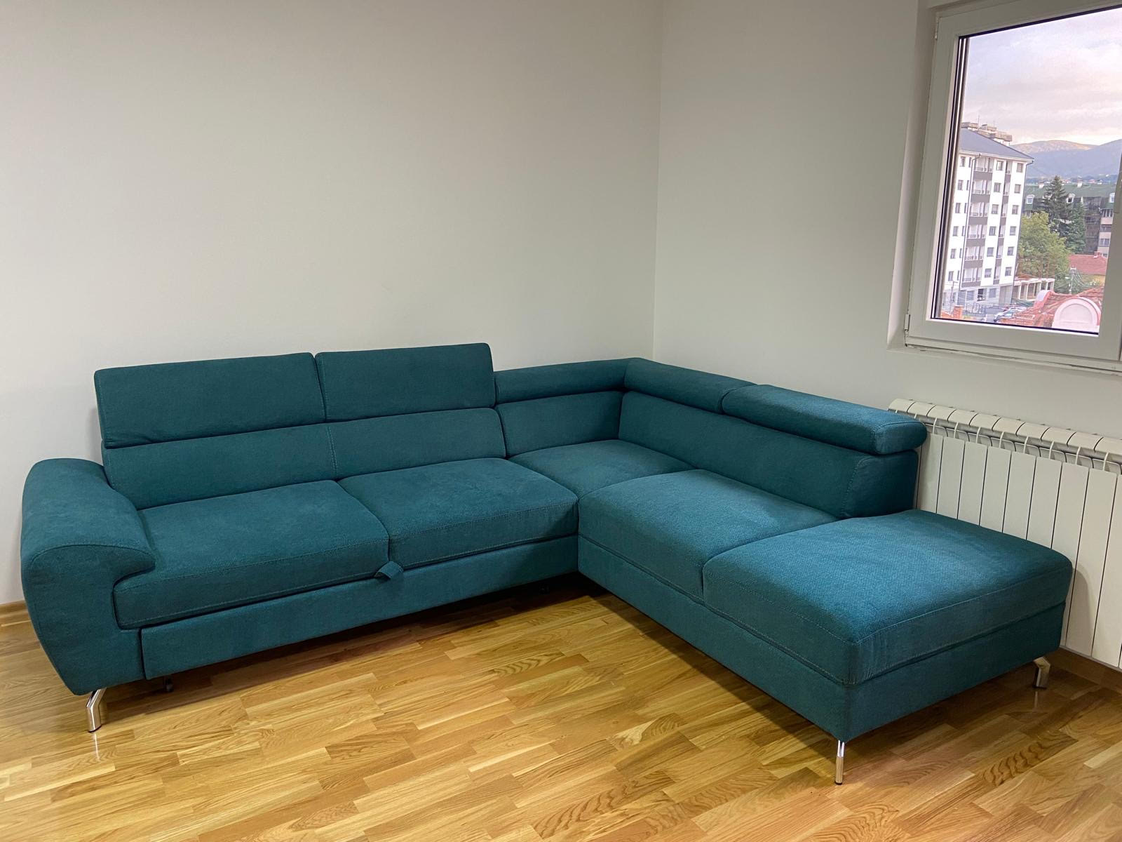 IZDAJEM STAN U UŽEM CENTRU ČAČKA 6