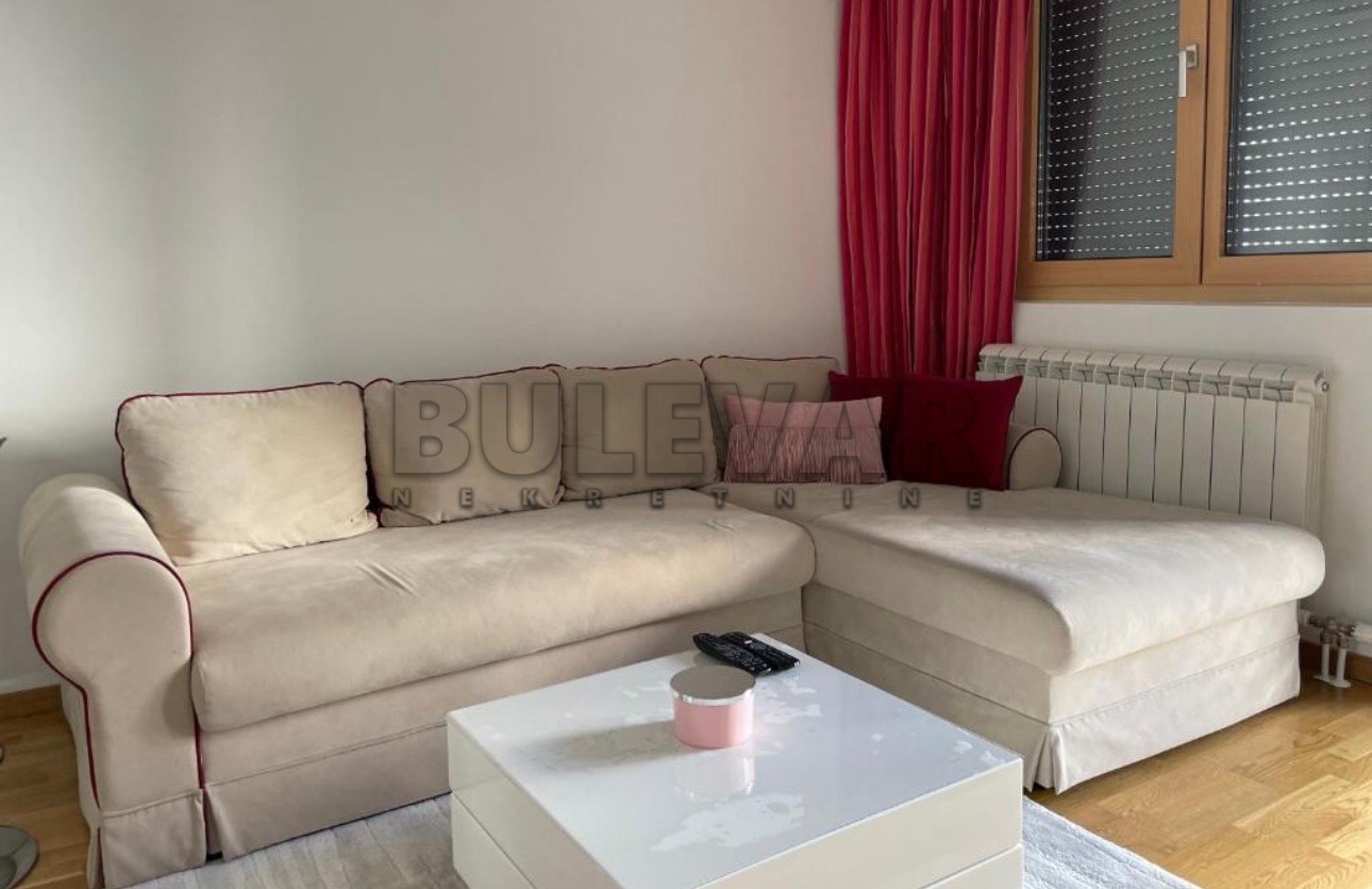 Dvosoban stan, 50 m2, Filozofski fakultet, Cvijićeva ID: i-012392 2