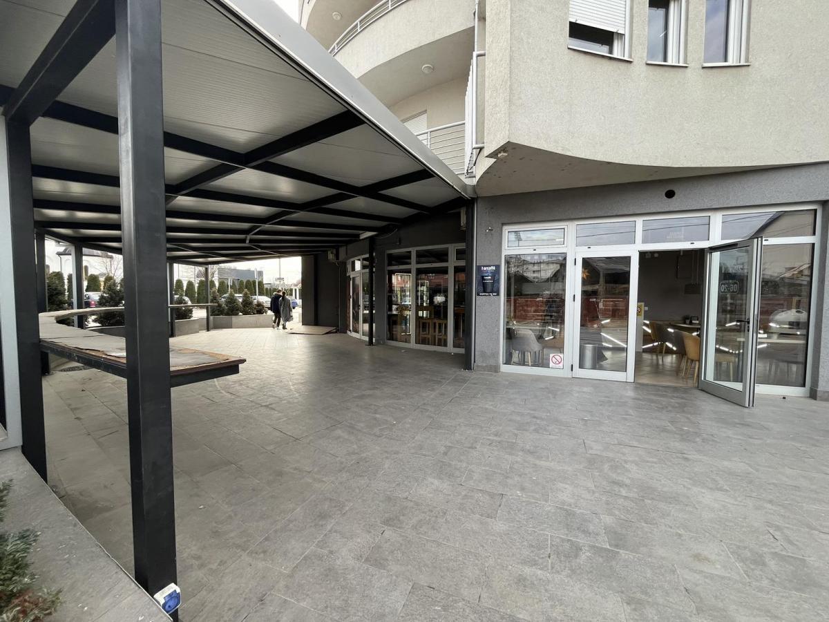 Fenomenalan lokal kod Aqua parka 3