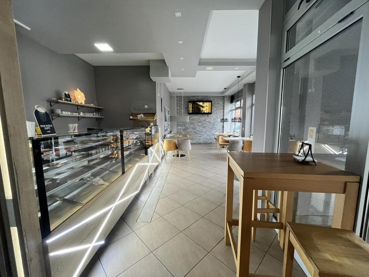 Fenomenalan lokal kod Aqua parka 9