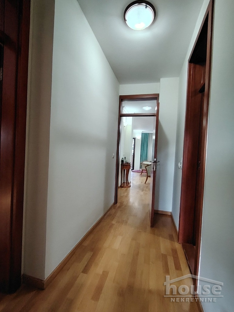 Stan,NOVI SAD,CENTAR 163m2,545900€ , ID: 1062393 25