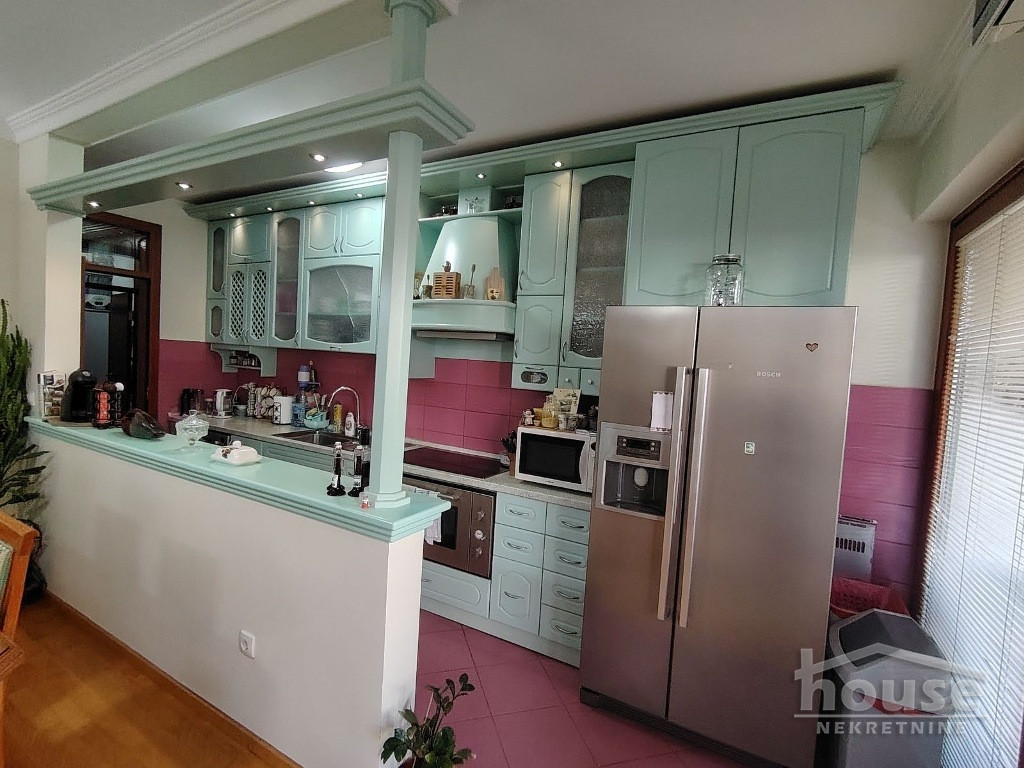 Stan,NOVI SAD,CENTAR 163m2,545900€ , ID: 1062393 18