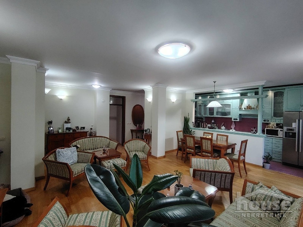 Stan,NOVI SAD,CENTAR 163m2,545900€ , ID: 1062393 3