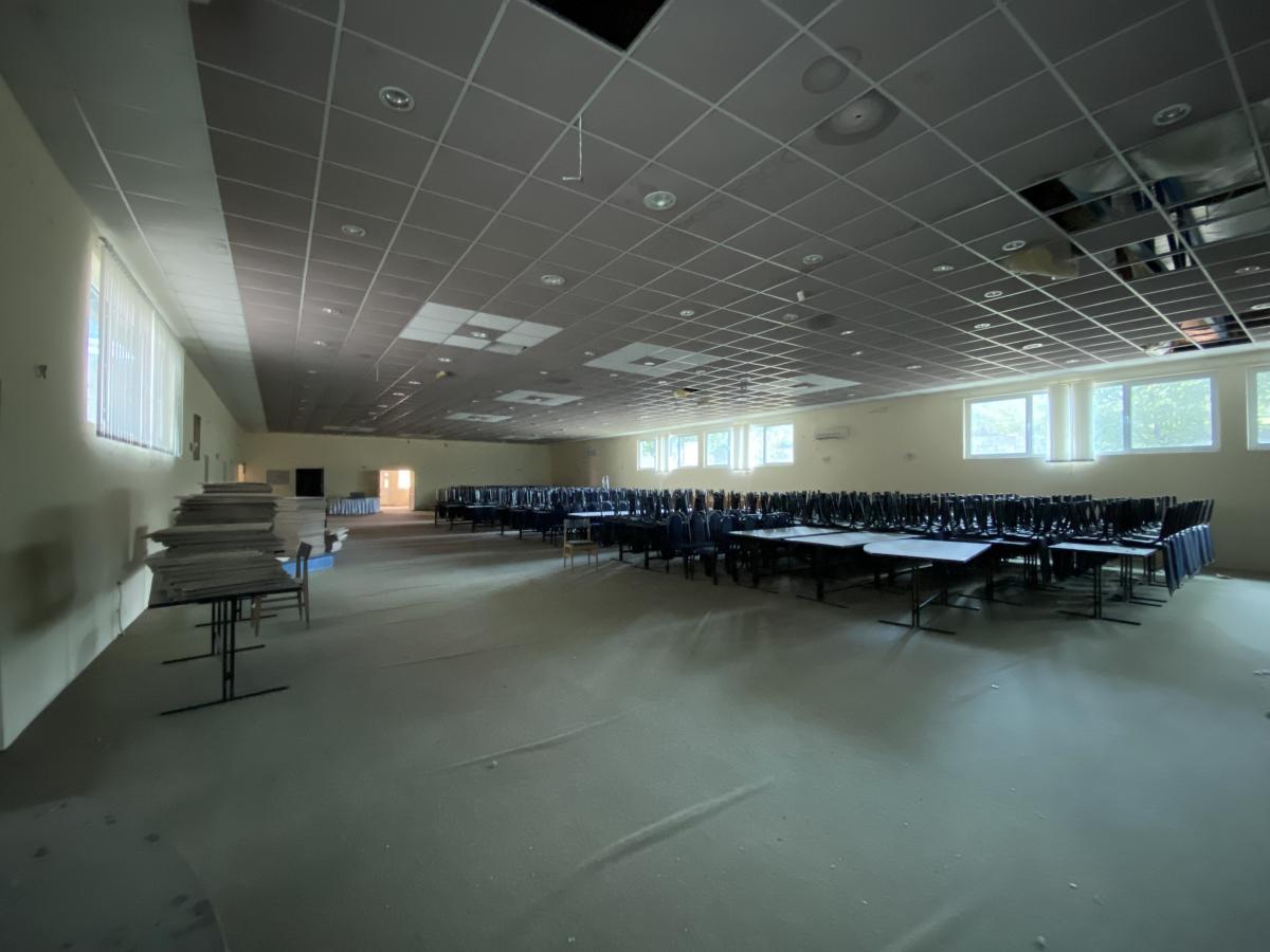 Izvrstan poslovni prostor od ukupno 800m2 glavni put Cuprija - Despotovac. 7