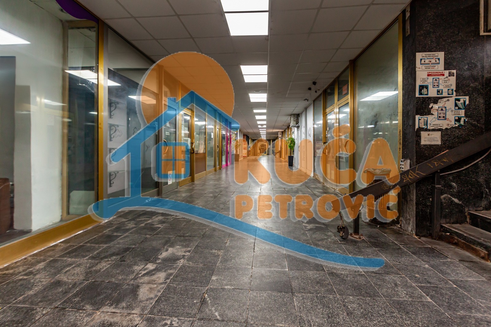 Lokal, 16 m2, Centar, Trg kralja Milana ID: p-012421 8