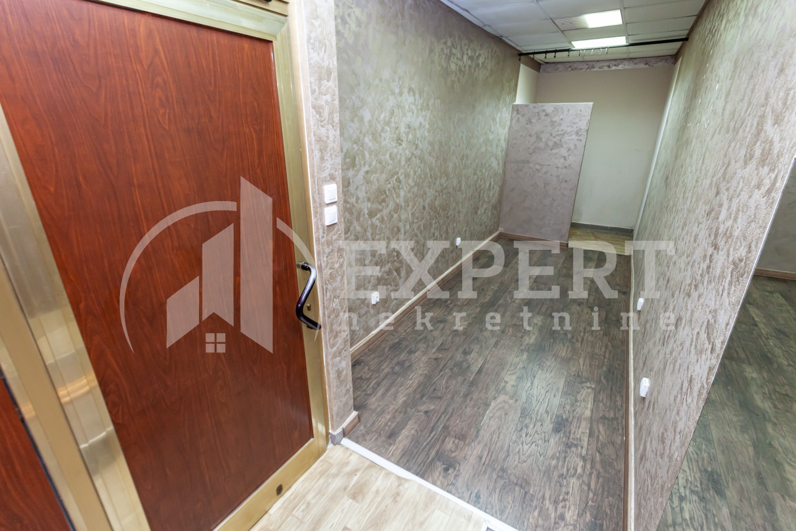 Lokal, 16 m2, Centar, Trg kralja Milana ID: p-012421 7